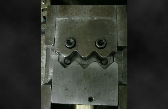 Pareidolia (rostros o figuras en imágenes): Barney Gumble en robot