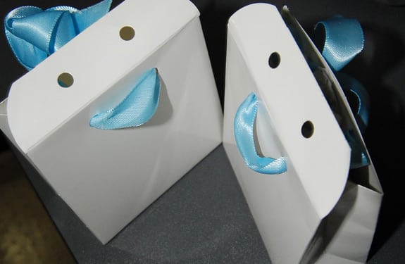 Pareidolia (rostros o figuras en imágenes): Happy paperbags