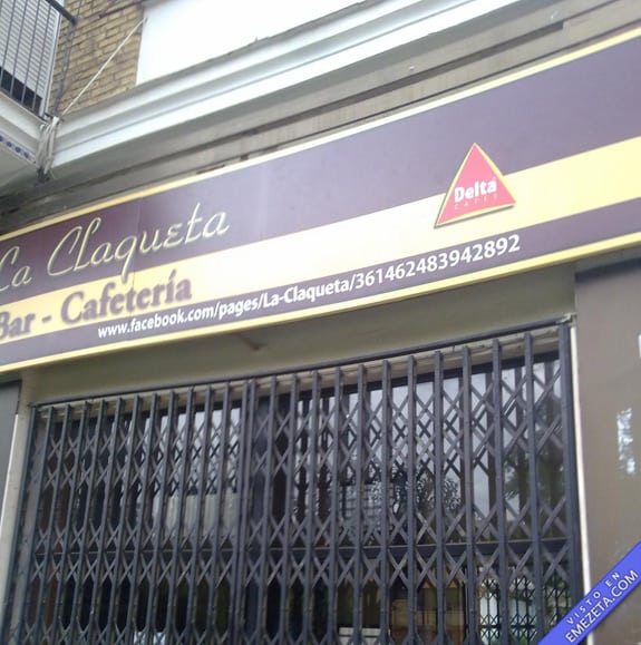 Carteles desconcertantes: Cafeteria La Claqueta (Facebook page)